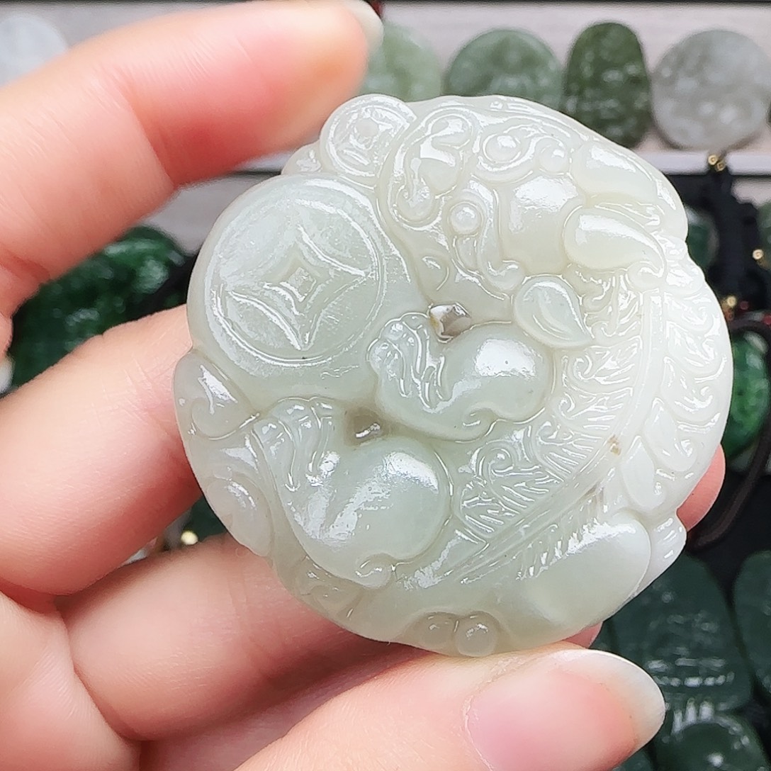 和田玉未镶嵌颈饰