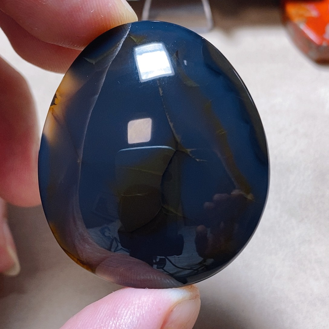 未镶嵌颈饰玛瑙/玉髓三*