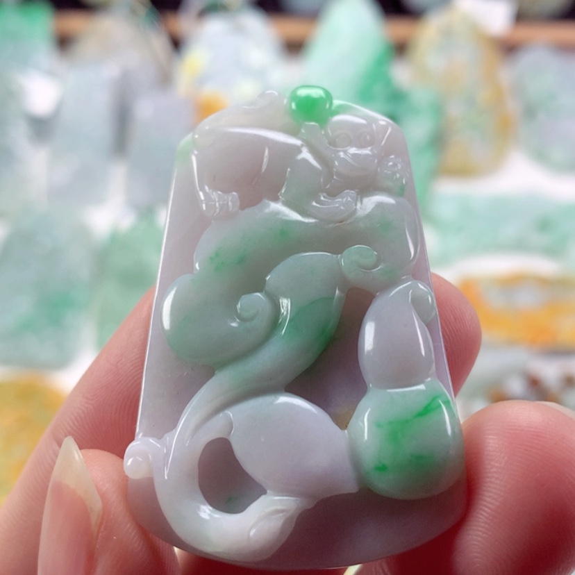 【闪购商品】翡翠吊坠(不含链)未镶嵌