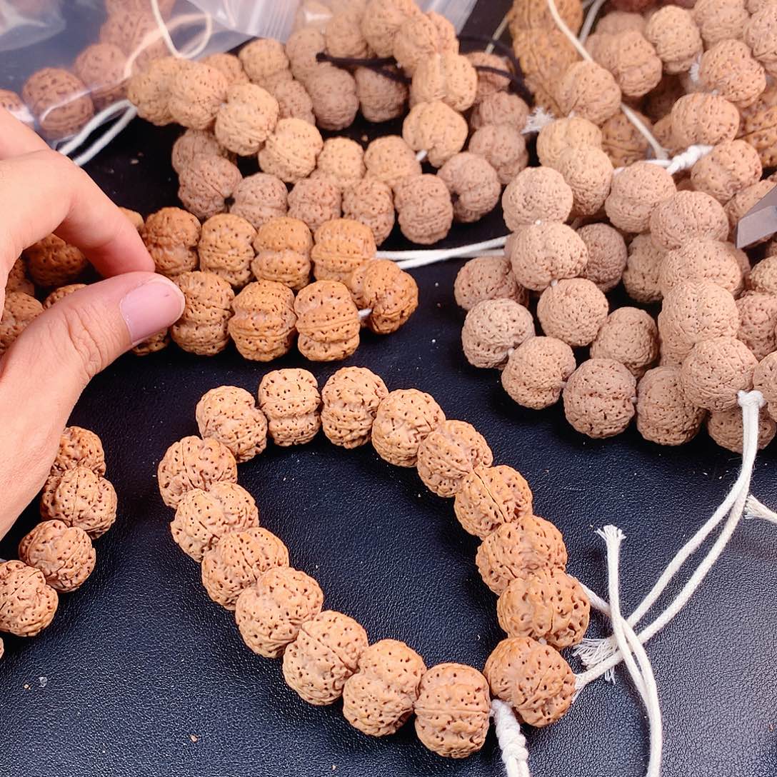 ****方吊坠金刚菩提03———-