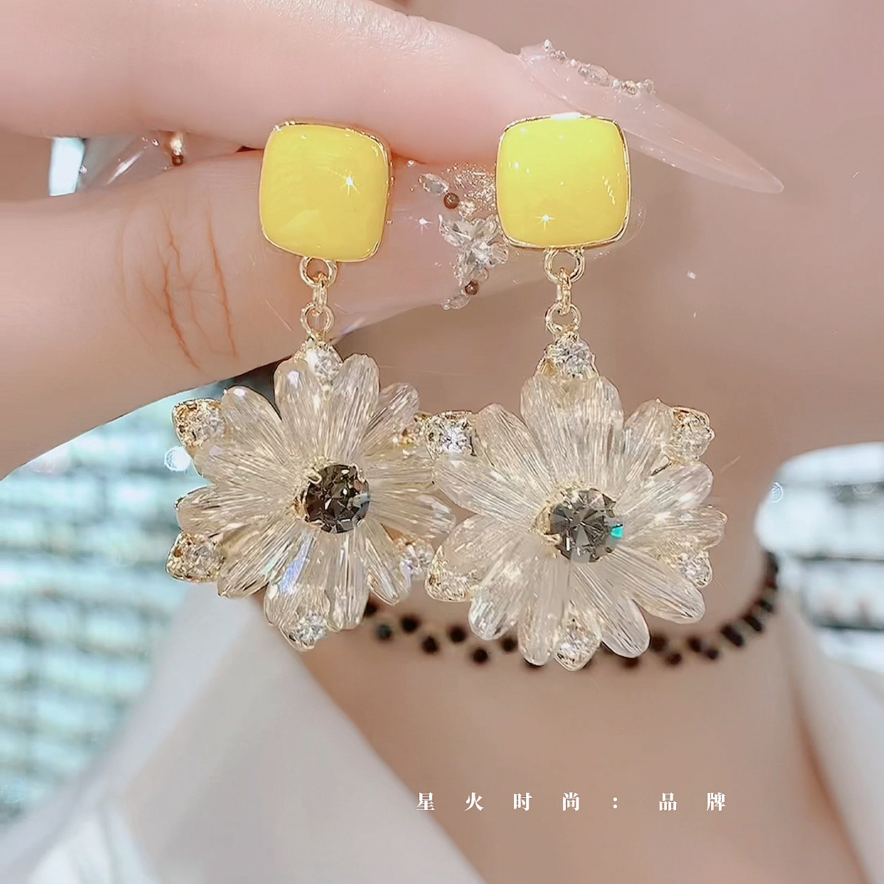 铜合金树脂耳饰 289-时尚S925银针精致端庄甜美灵动耳环饰品