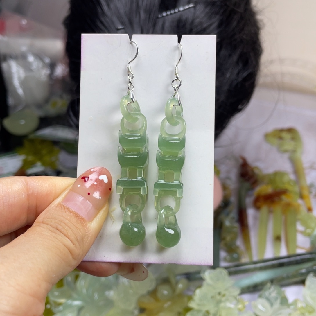 未镶嵌蛇纹石玉发饰铮*