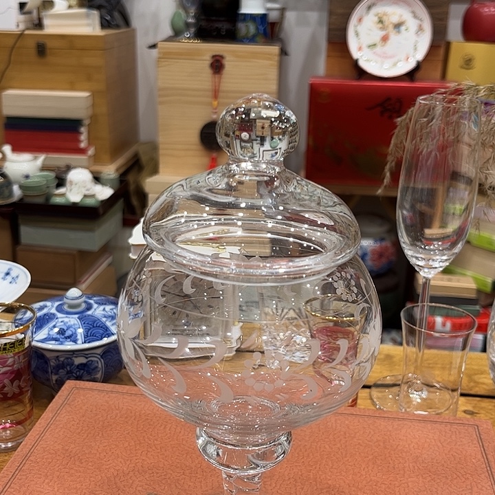 瓷片西和哈哈哈哈哈哈哈哈哈