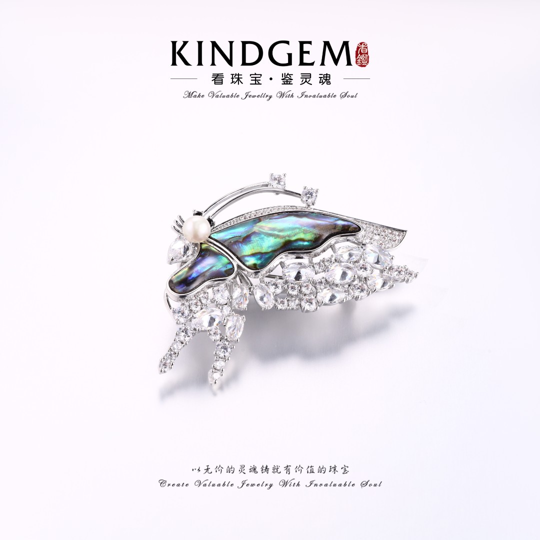 铜合金锆石胸针 经典简约轻奢高级感时尚百搭蝴蝶胸针 C-32823