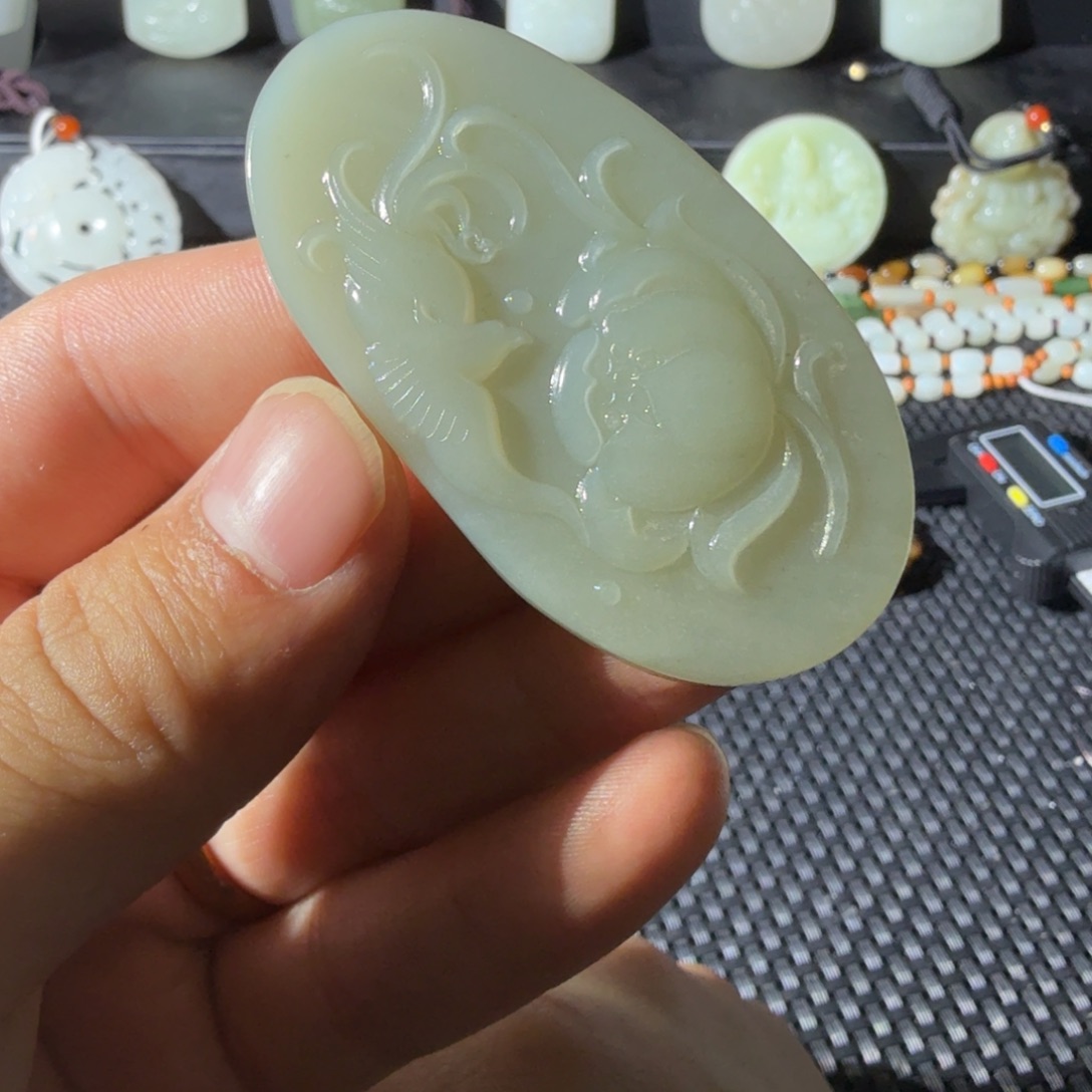 和田玉未镶嵌颈饰