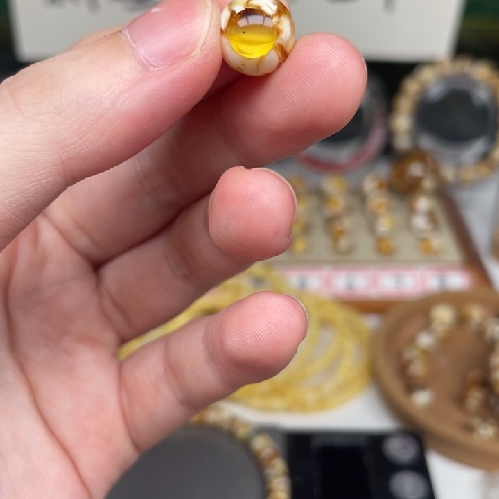 裸石琥珀未镶嵌70号