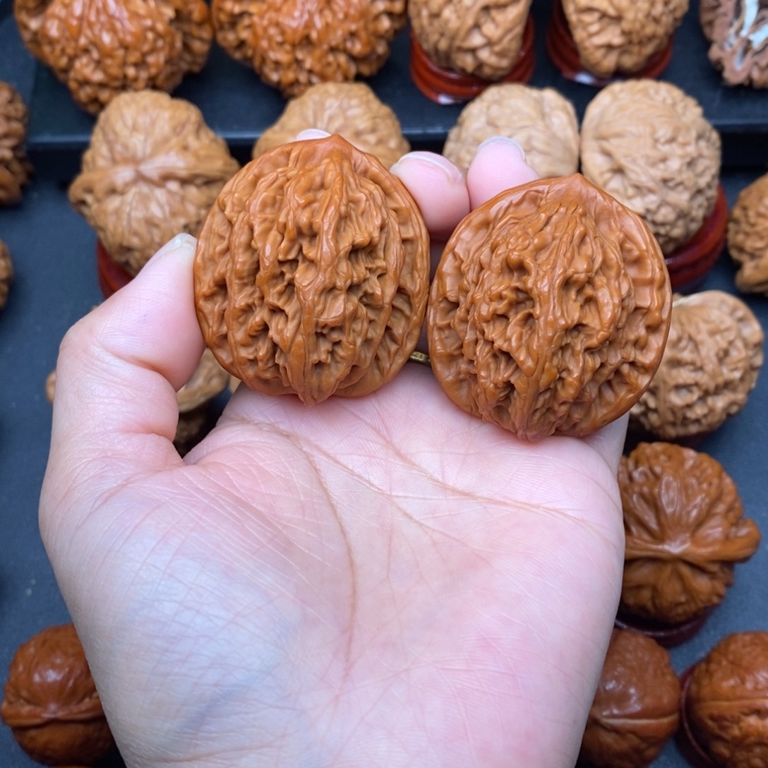 文玩核桃把件40虎头