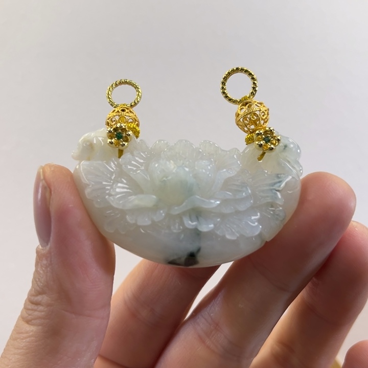 翡翠吊坠(赠链)未镶嵌代编织