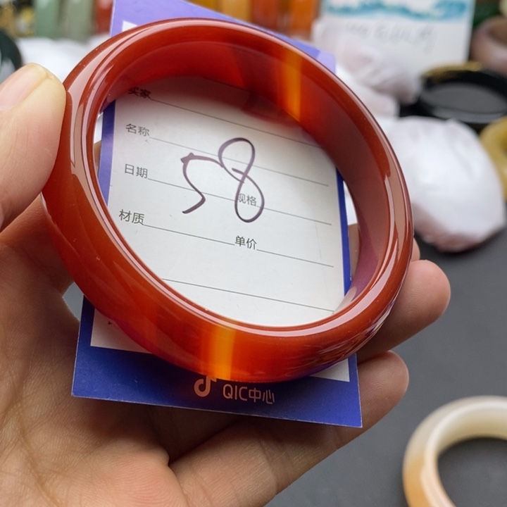 石英质玉未镶嵌手镯