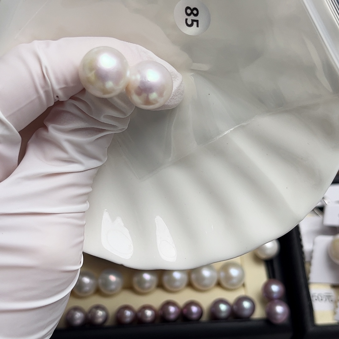 淡水珍珠银S925镶嵌耳饰