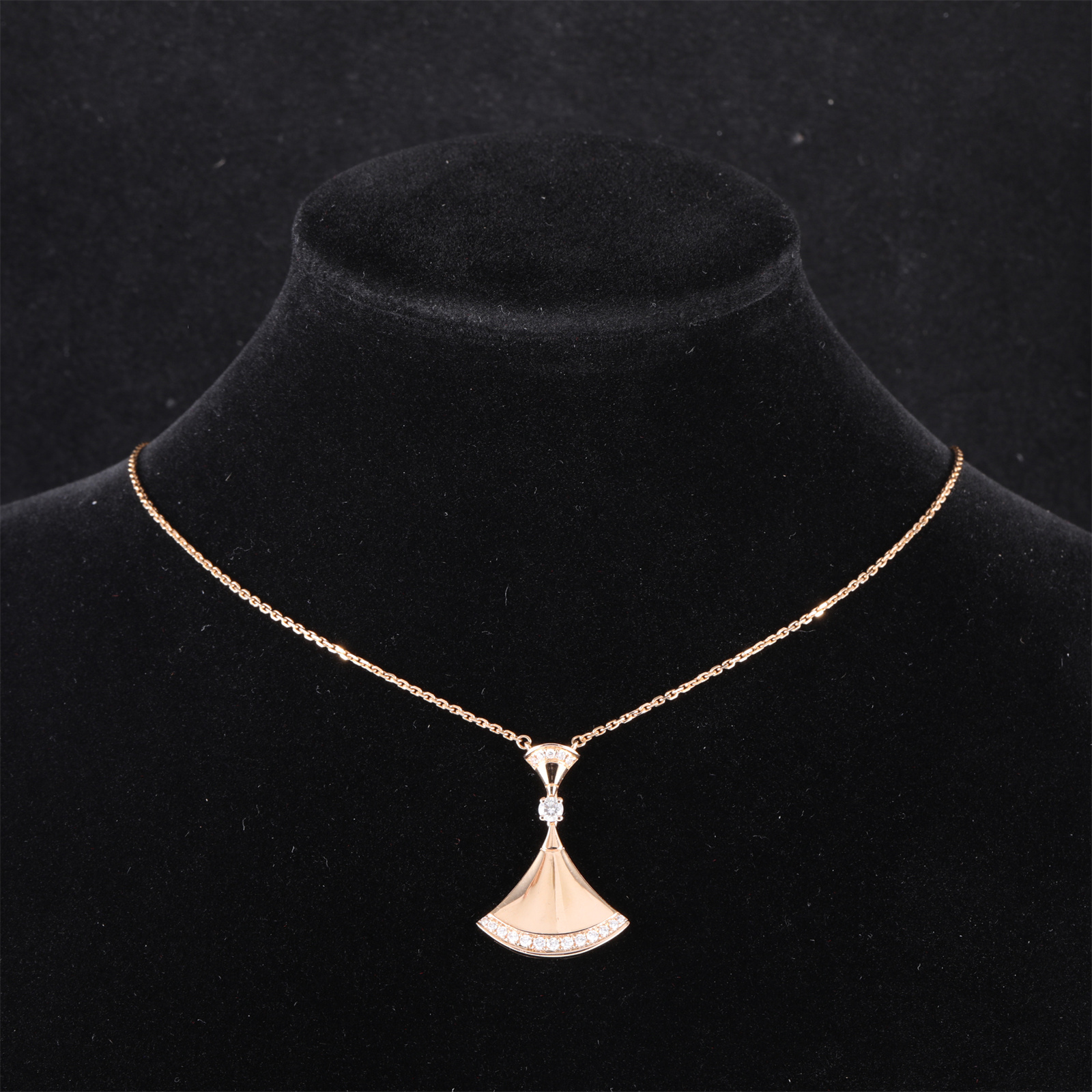 99新 BVLGARI/宝格丽 活动XF 小花柳 扇边镶钻中号 项链 