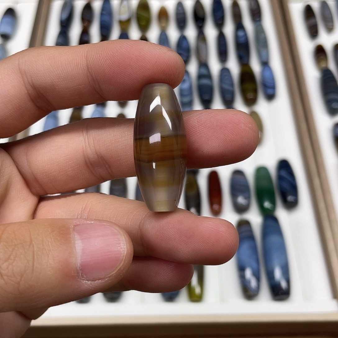 路***半合金颈饰玛瑙/玉髓