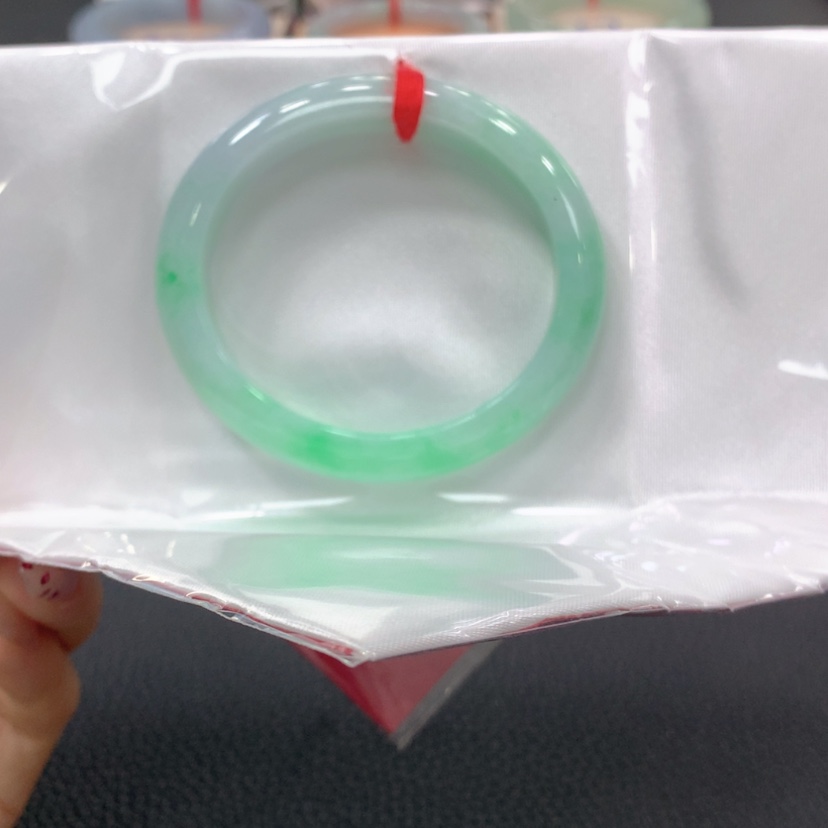【闪购商品】翡翠手镯未镶嵌翡翠