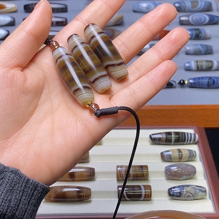 梵***道玛瑙/玉髓未镶嵌颈饰