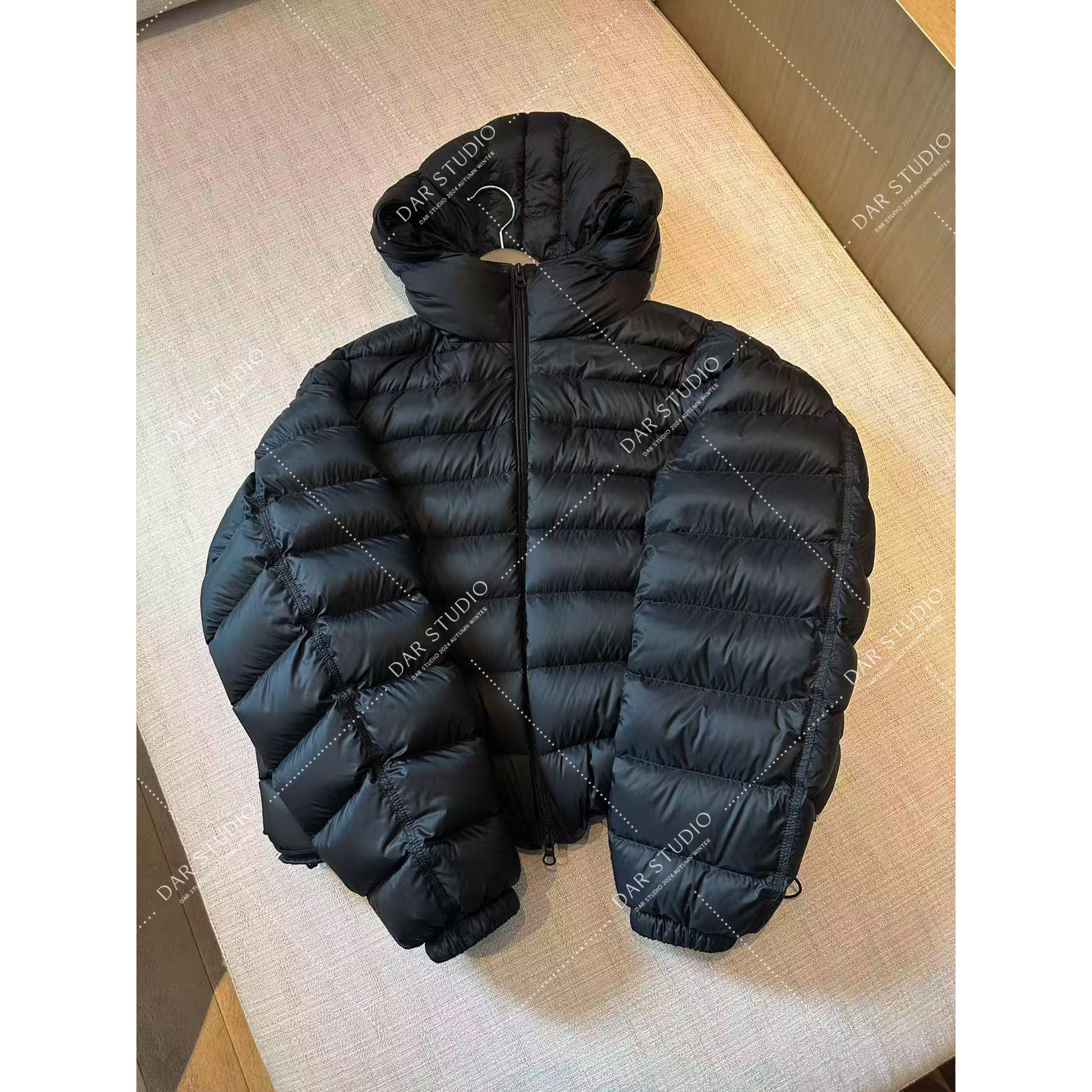 【166.2g】DAR STUDIO 【高端排骨】90白鹅绒冬季新款排骨羽绒服