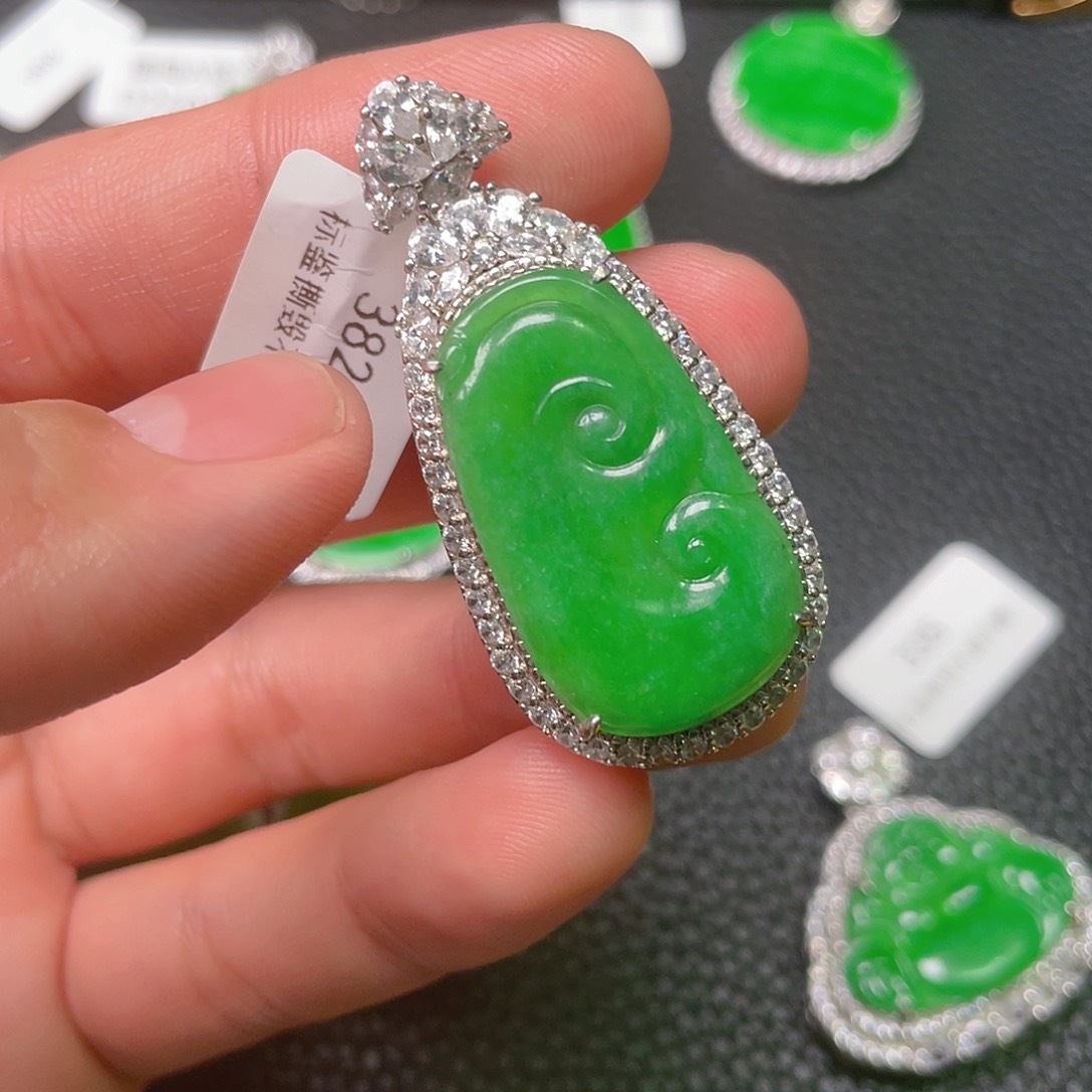 【闪购商品】翡翠吊坠(不含链)银S925镶嵌