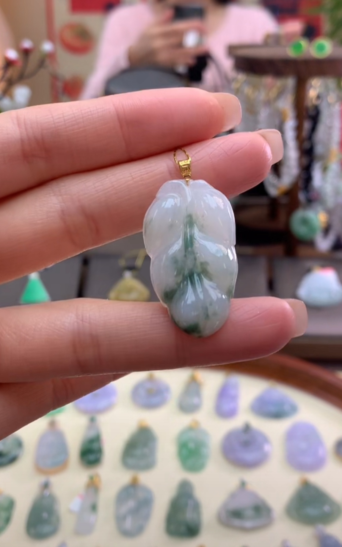 天然a货翡翠吊坠