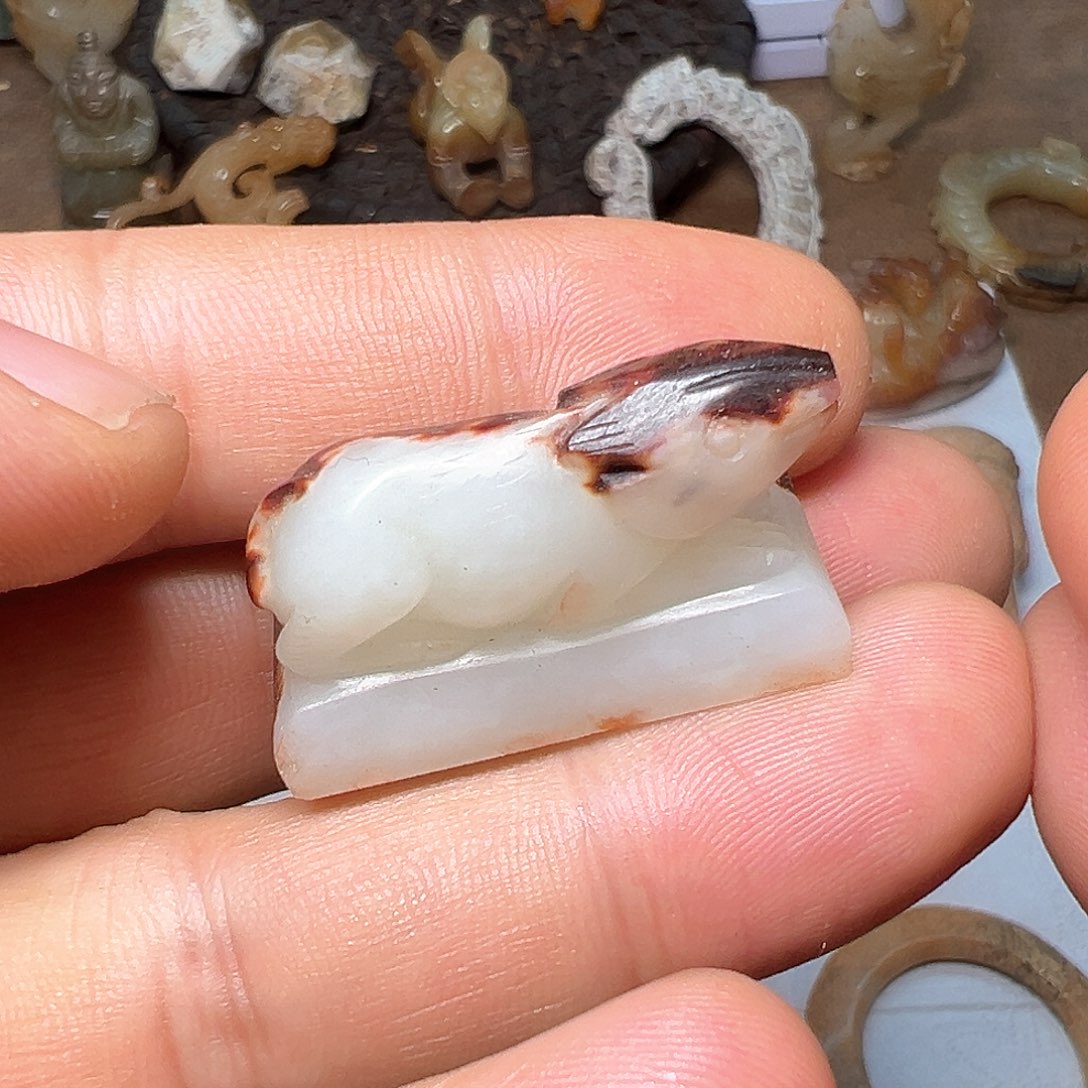 和田玉（糖玉）挂件未镶嵌