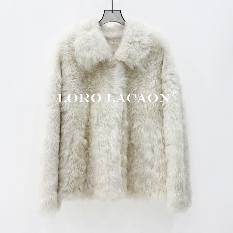 以赛亚 半熟芝士 老钱风方领短款单排扣托斯卡纳皮毛一体女 25087