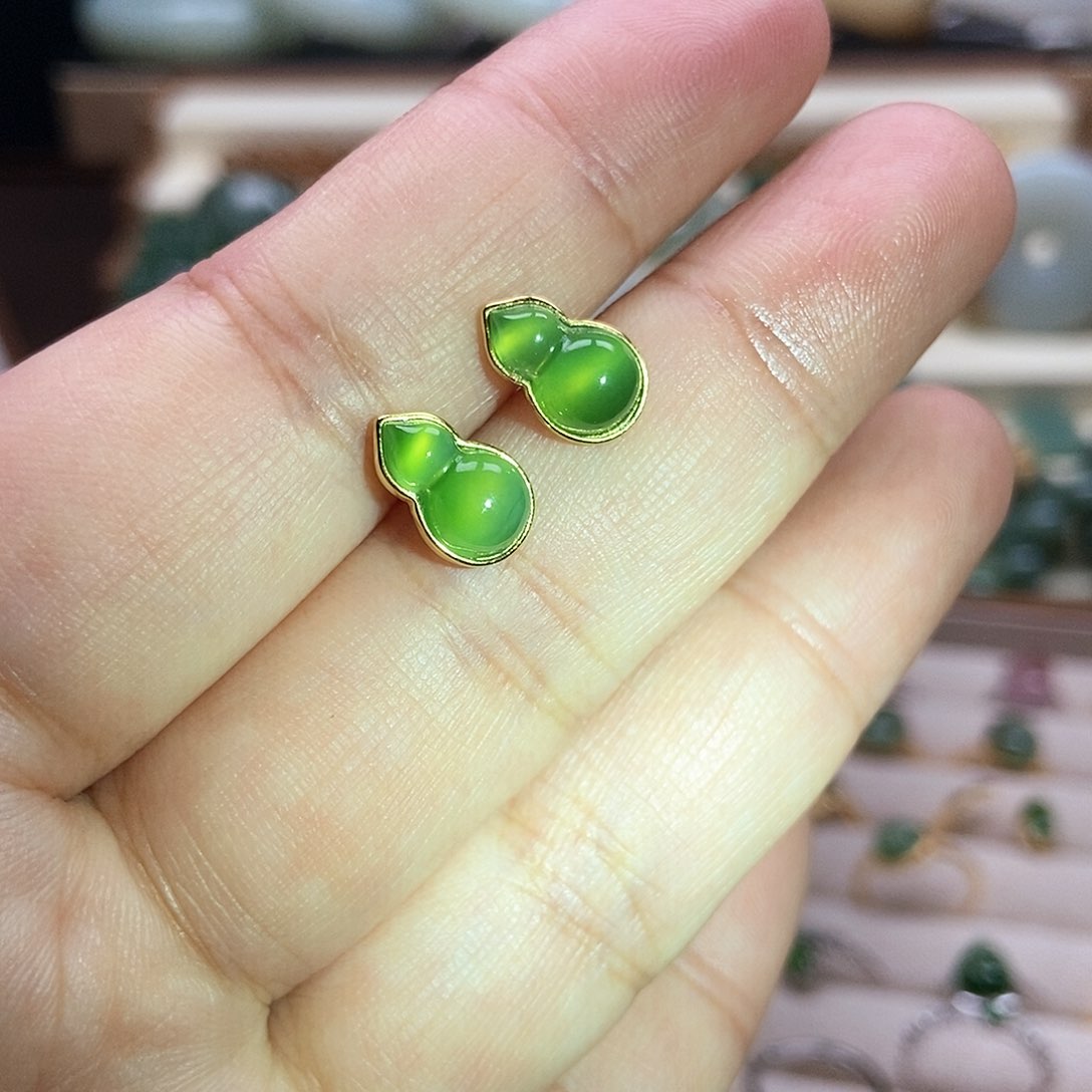 银S925镶嵌和田玉耳饰