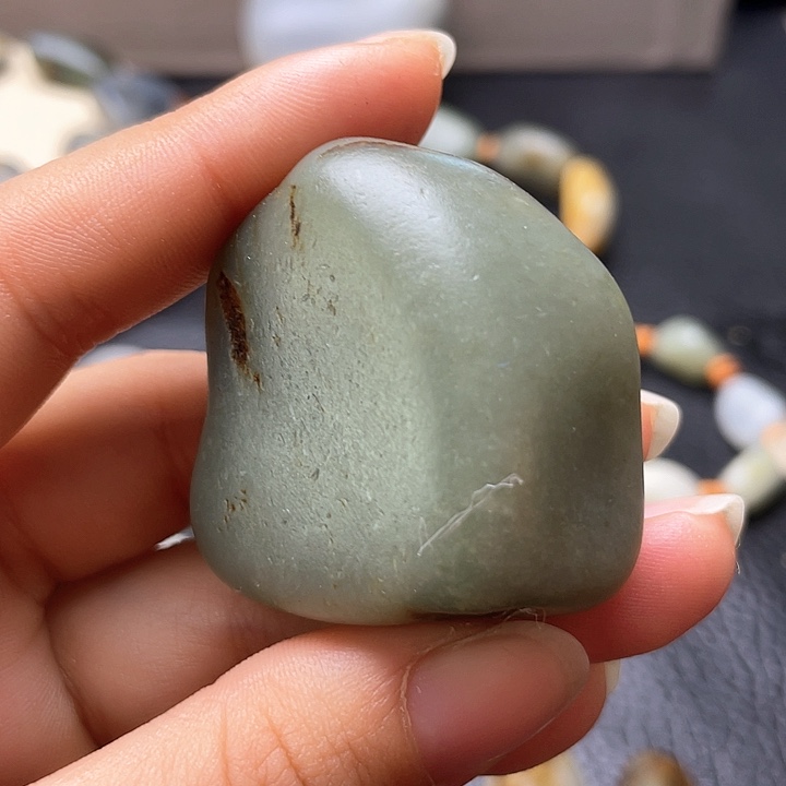 和田玉颈饰未镶嵌8