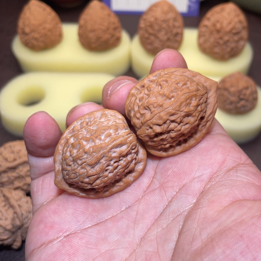 用****3文玩核桃纯野生果