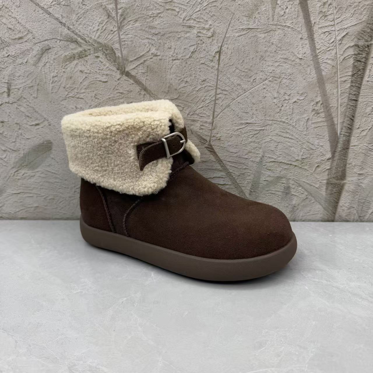 孤品36/40码 /g雪地靴 女 25532 绒