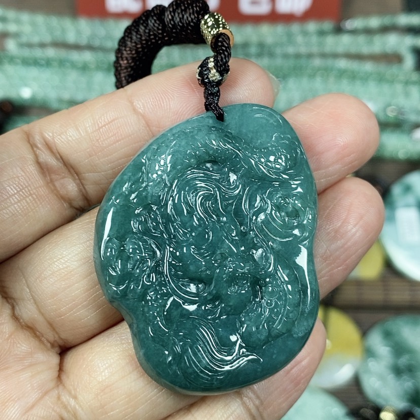 【闪购商品】翡翠颈饰未镶嵌玉吊坠翡翠玉随性龙牌