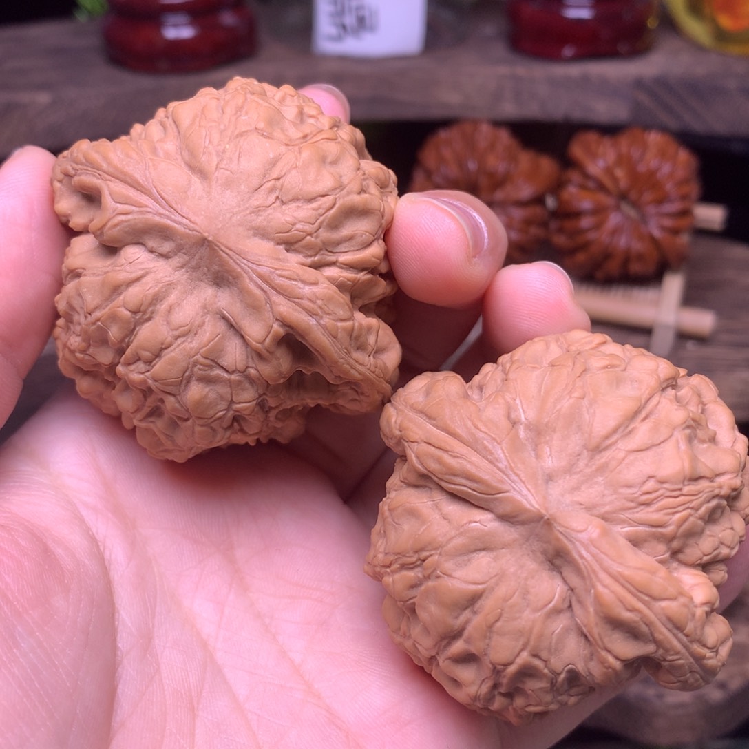 永****文玩核桃吊坠52龙鼎全品