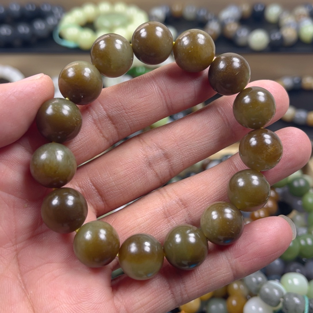 和田玉手串未镶嵌