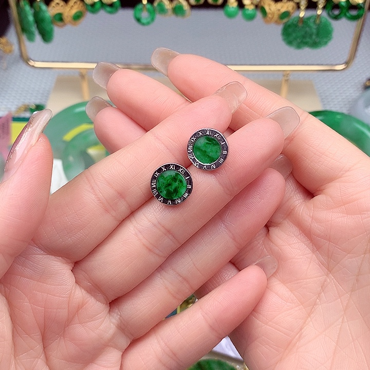 翡翠颈饰银S925镶嵌翡翠