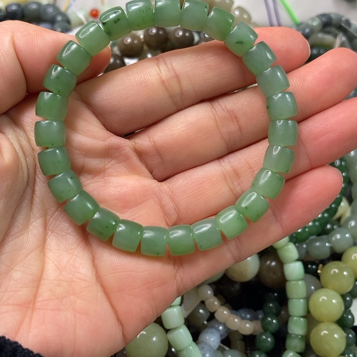 和田玉手串未镶嵌