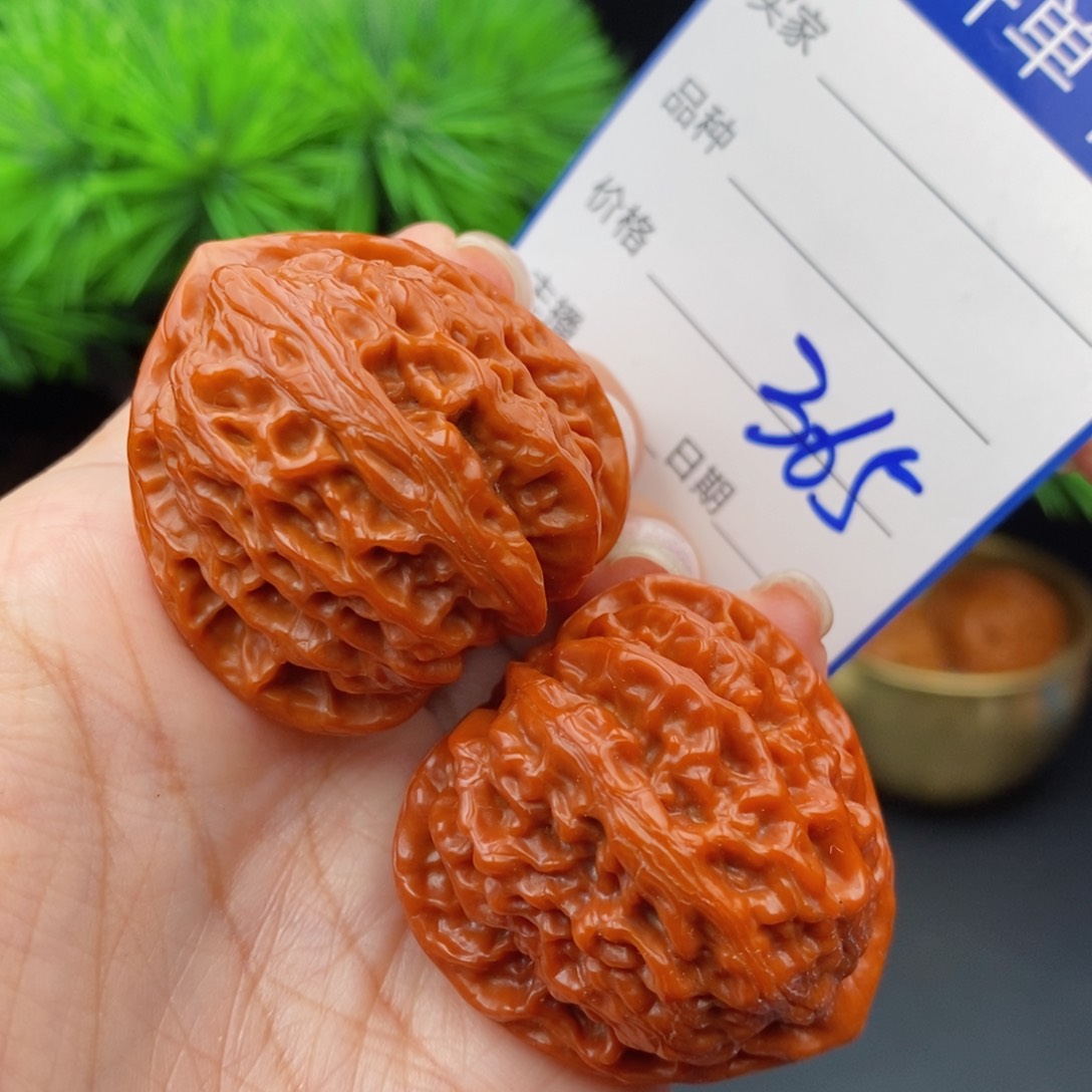 文玩核桃把件36野生金牛365