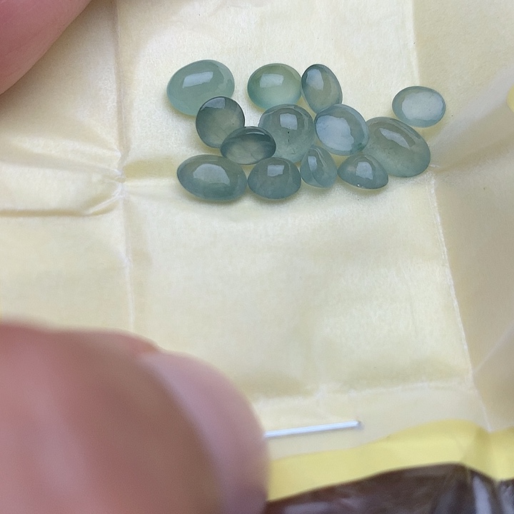 定制翡翠未镶嵌戒指