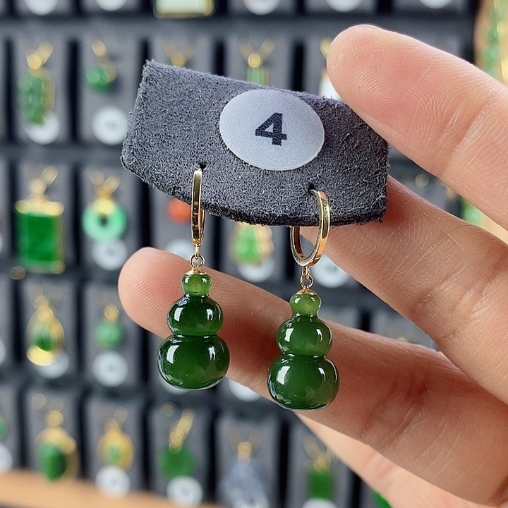 和田玉耳饰18K金镶嵌