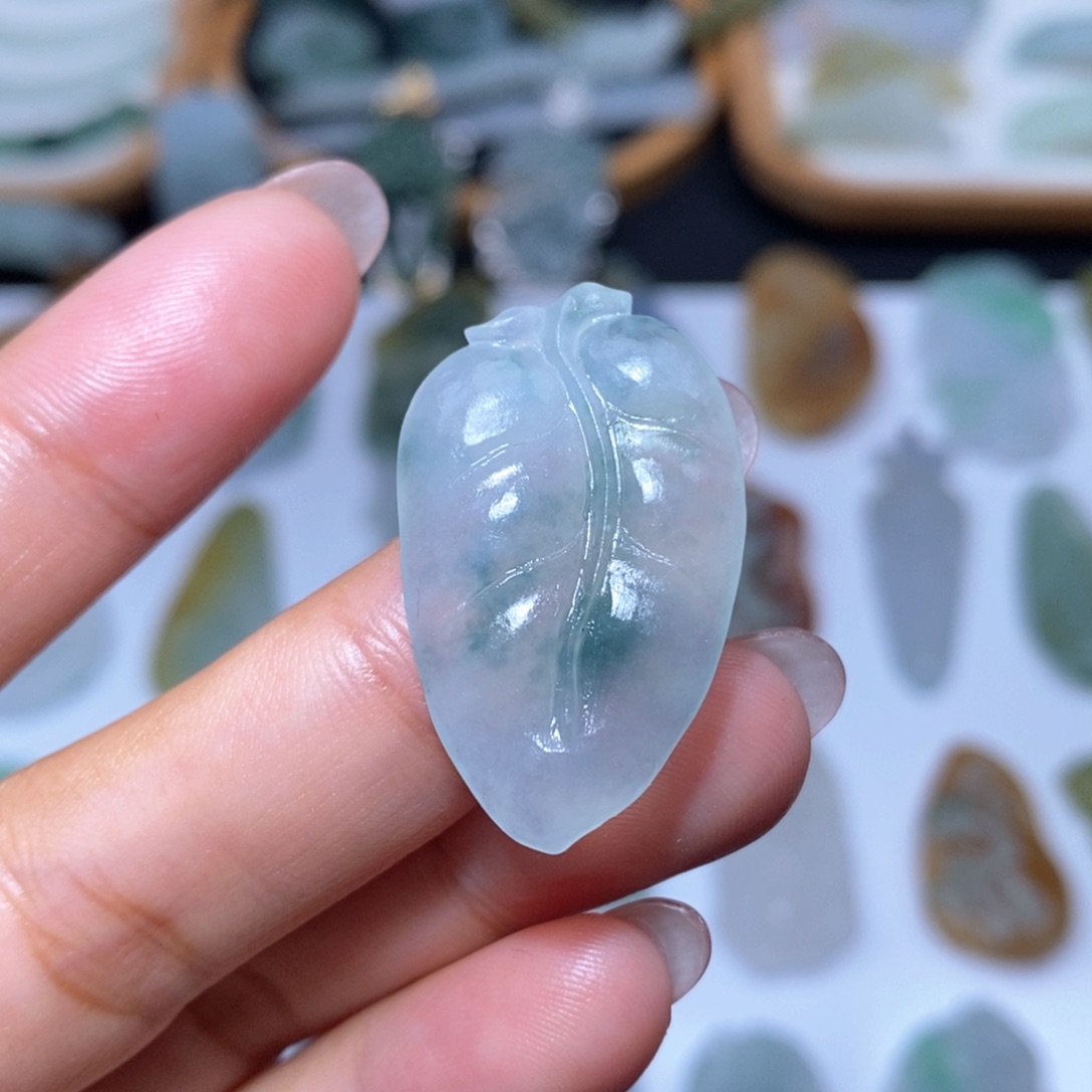 定制翡翠未镶嵌叶子