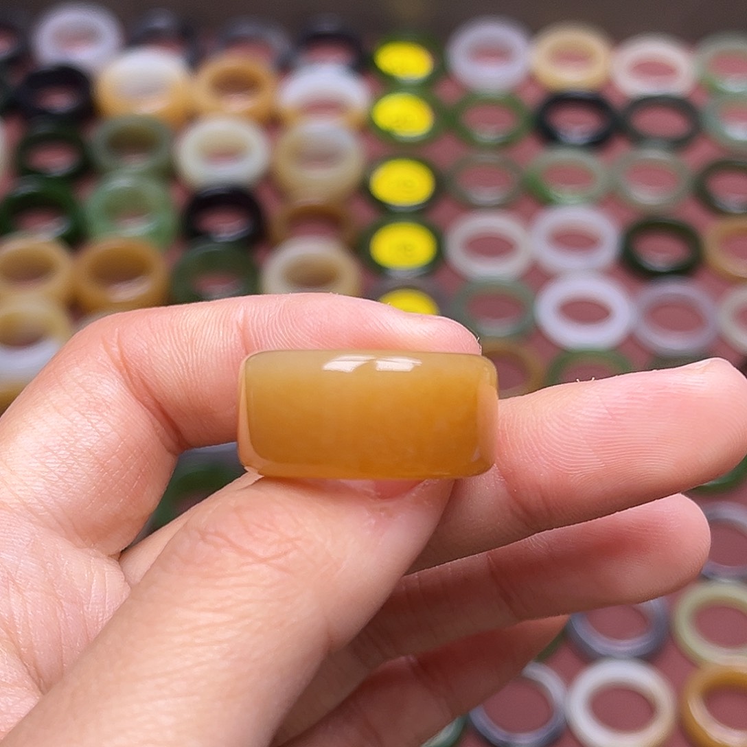 和田玉戒指未镶嵌17.5 橘糖 