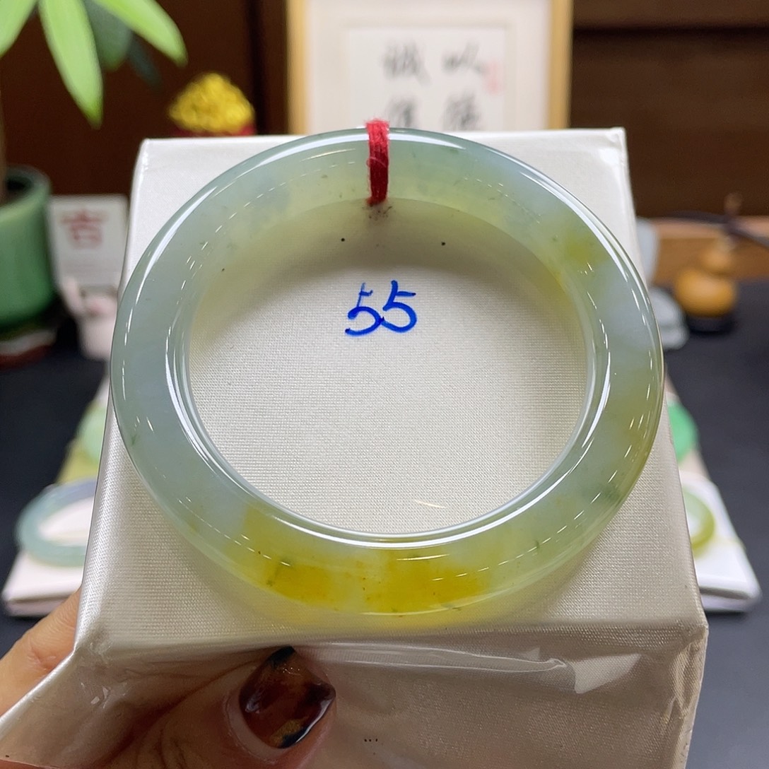 翡翠未镶嵌手镯32 号链接