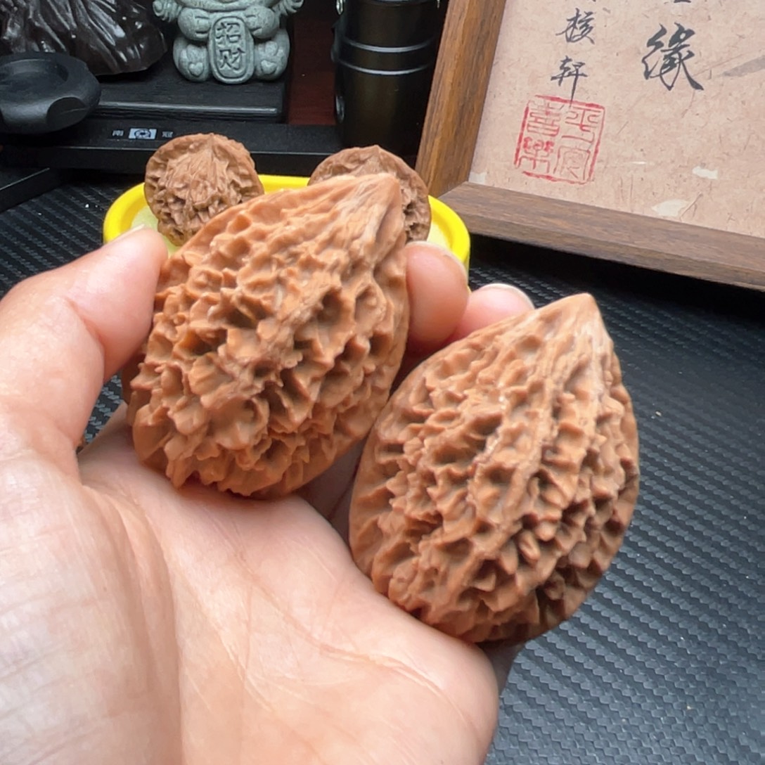 乐***·文玩核桃吊坠39招财鼠