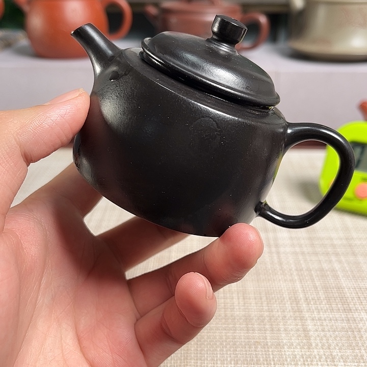 谭***)宜兴原矿手工紫砂壶