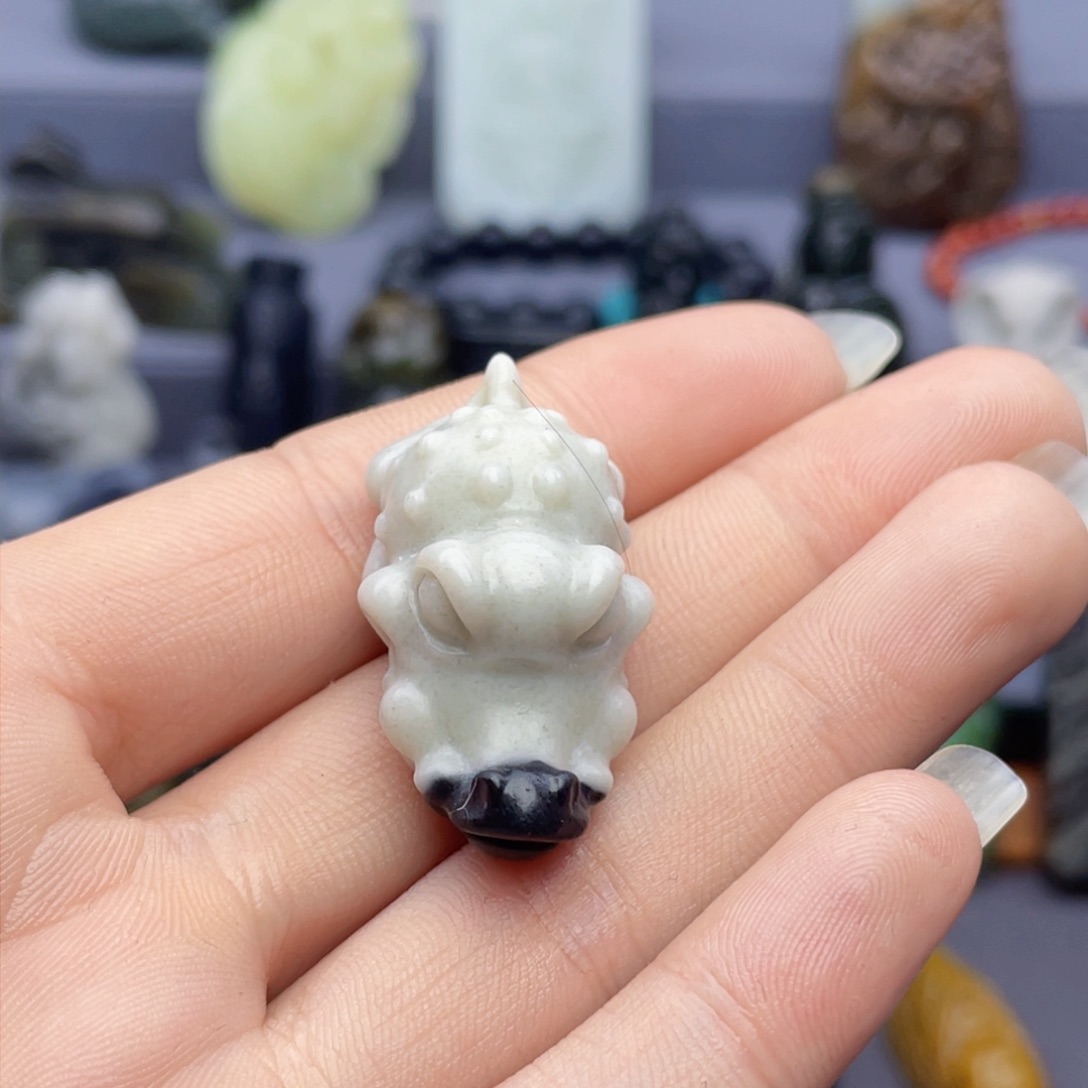 和田玉颈饰未镶嵌Y****帆