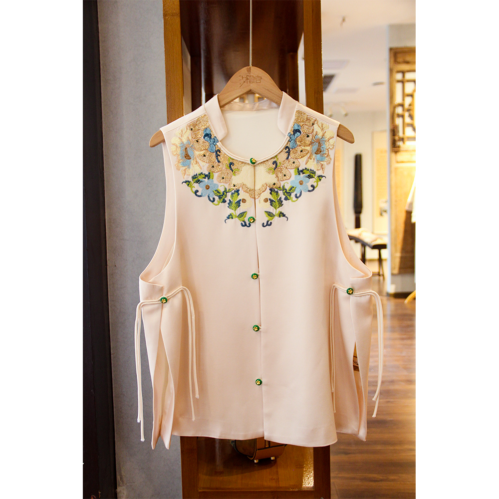 【瑶池月】春季立领新中式薄款复古民族风刺绣短款马甲