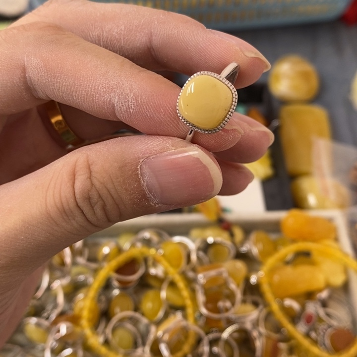 蜜蜡裸石银S925镶嵌戒指