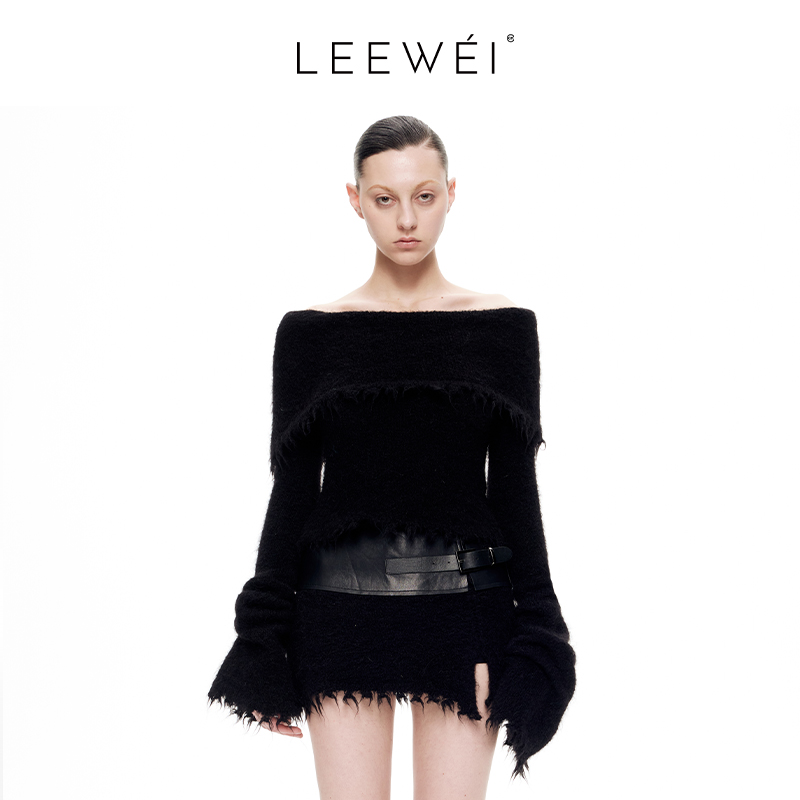 LEEWEI秋季针织修身一字肩短款毛衣秋冬百搭性感长袖马海毛织上衣