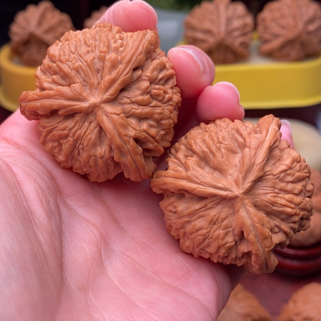 文玩核桃把件白奔44