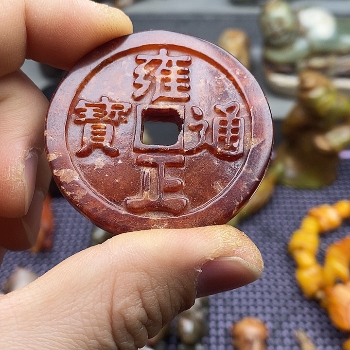 未镶嵌蛇纹石玉颈饰