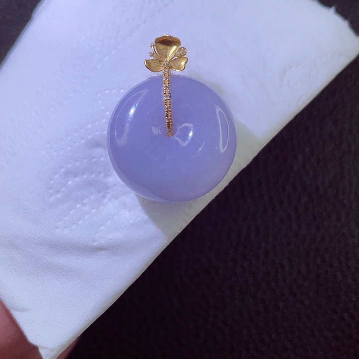 翡翠18K金镶嵌颈饰翡翠