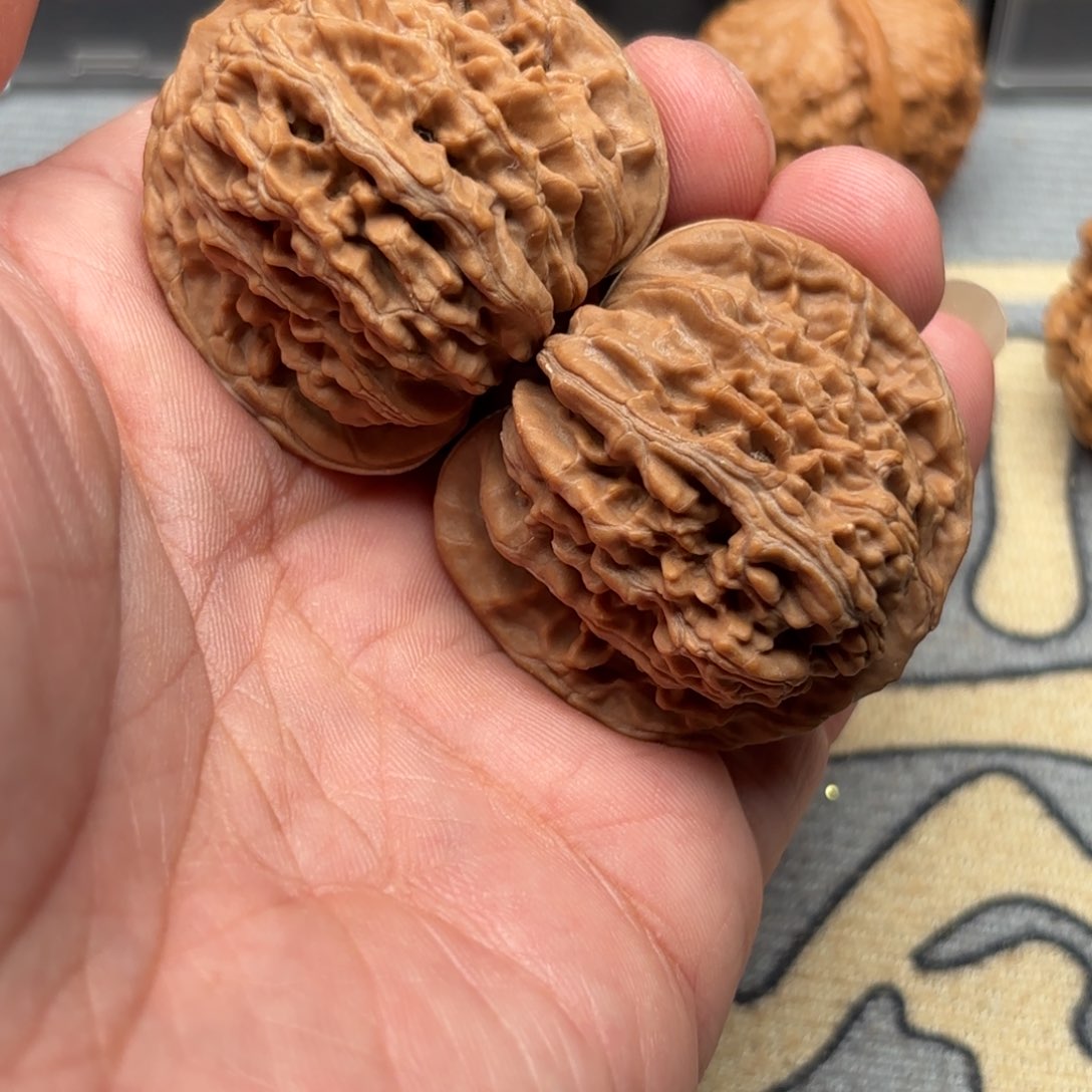 文玩核桃把件四座楼43