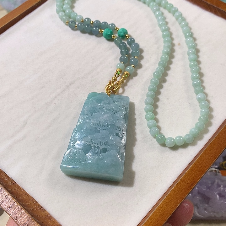 翡翠未镶嵌颈饰翡翠吊坠