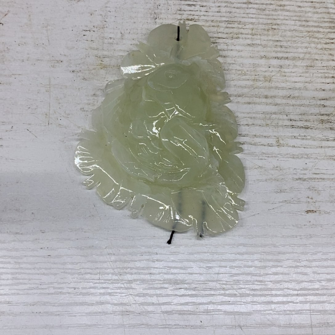 诚***下蛇纹石玉（覆膜）未镶嵌珠宝奇石